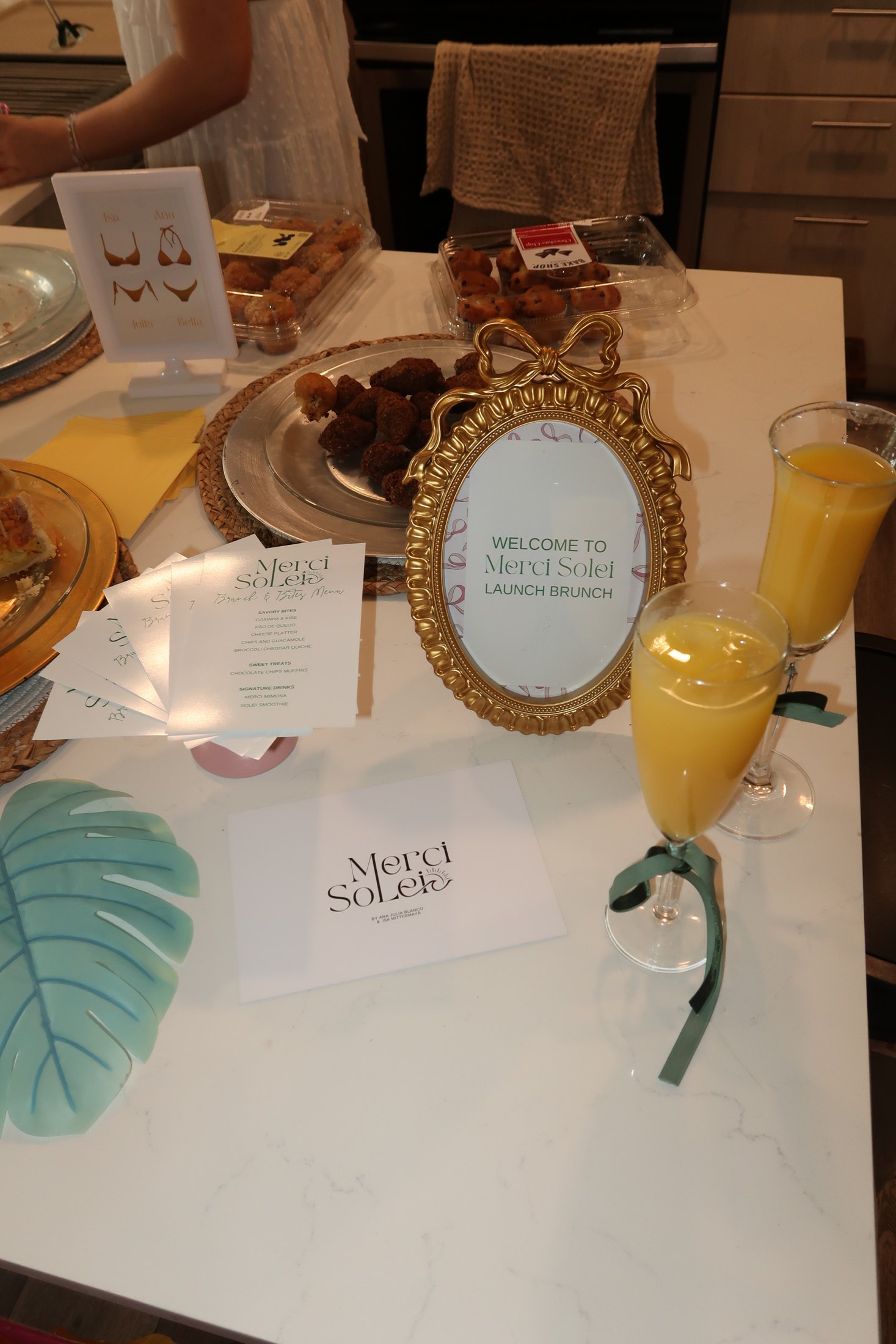 Merci Solei · The brunch table